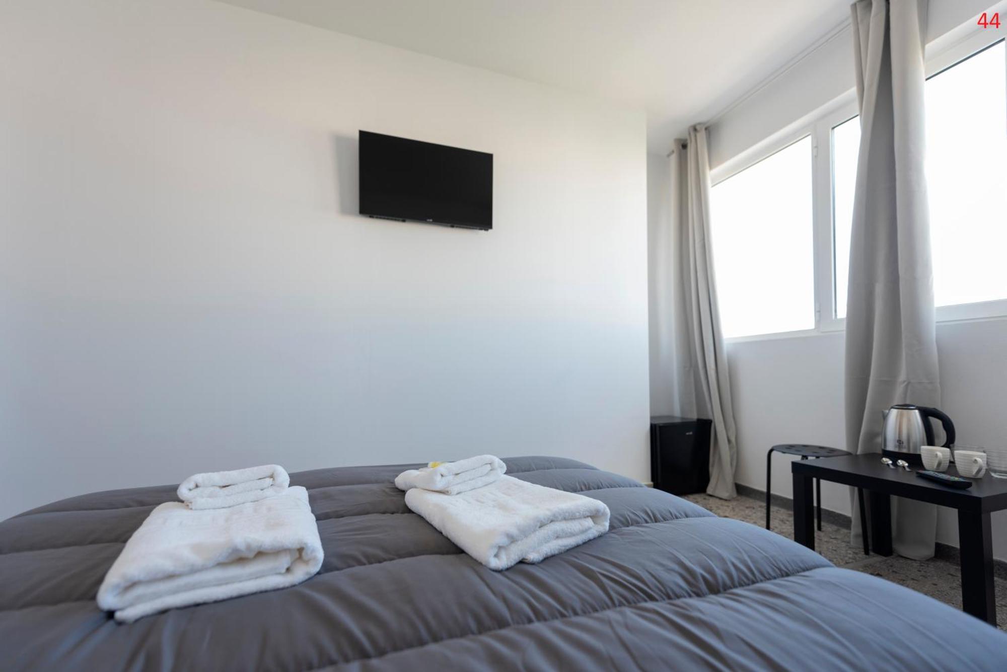 Liberal Gazi Apartment Athens Exterior photo