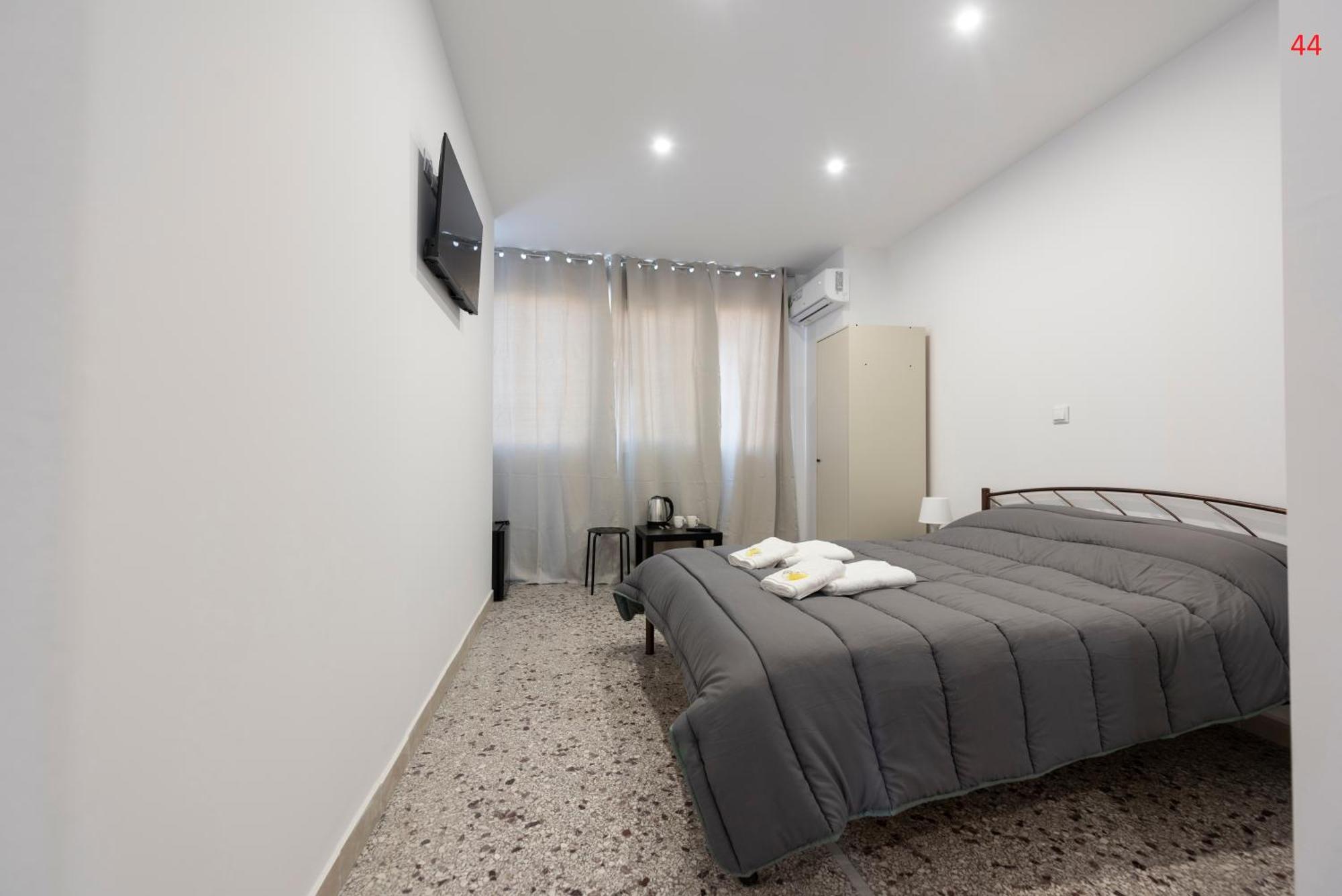 Liberal Gazi Apartment Athens Exterior photo
