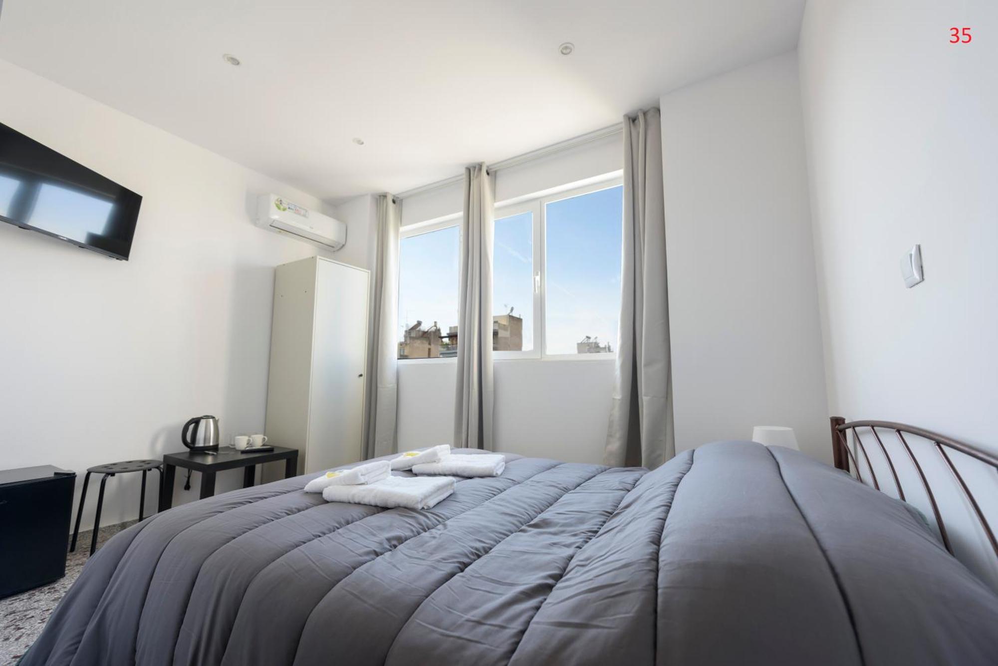 Liberal Gazi Apartment Athens Exterior photo