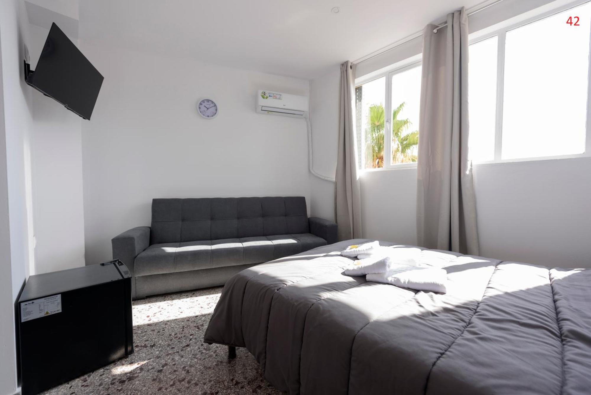 Liberal Gazi Apartment Athens Exterior photo