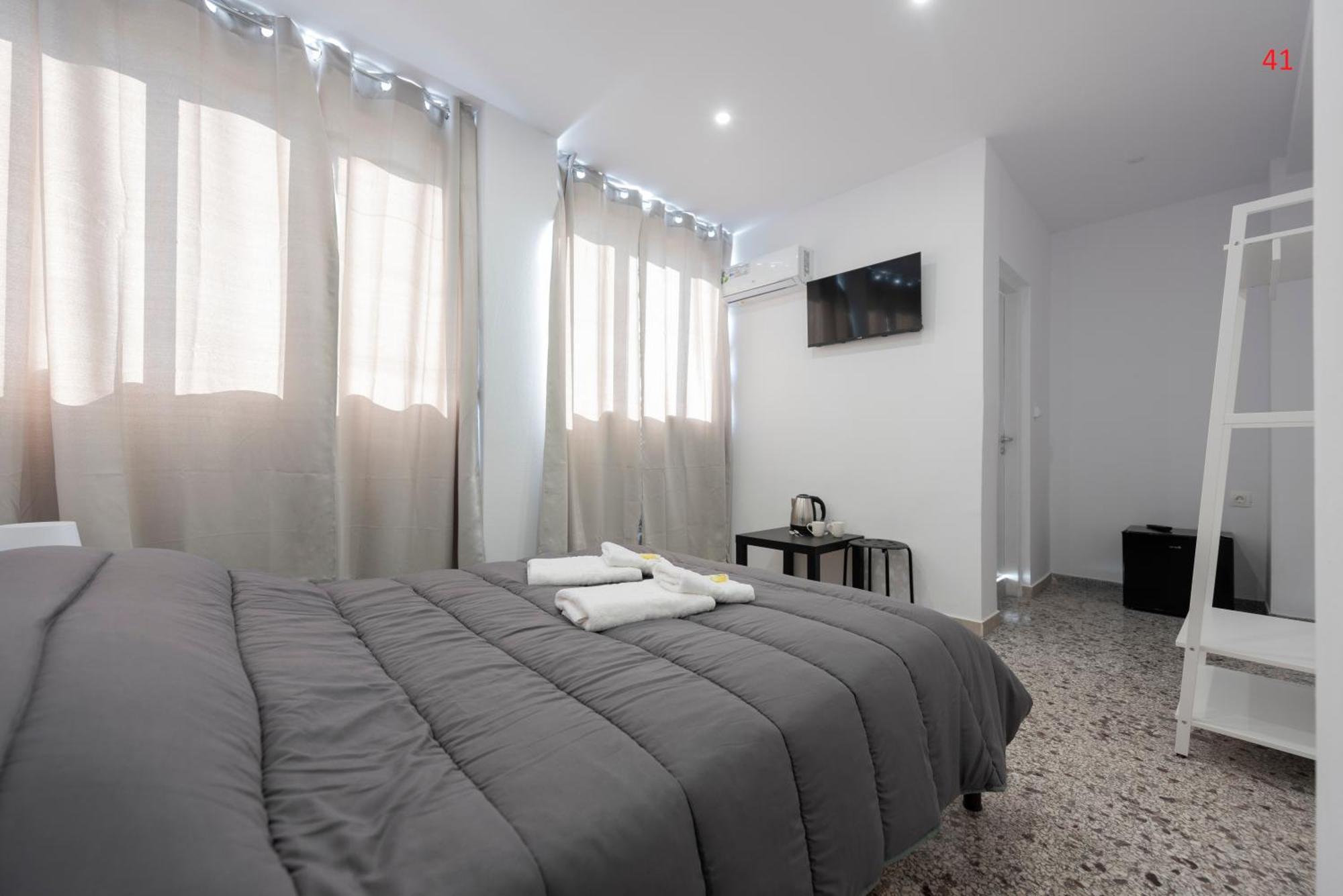 Liberal Gazi Apartment Athens Exterior photo