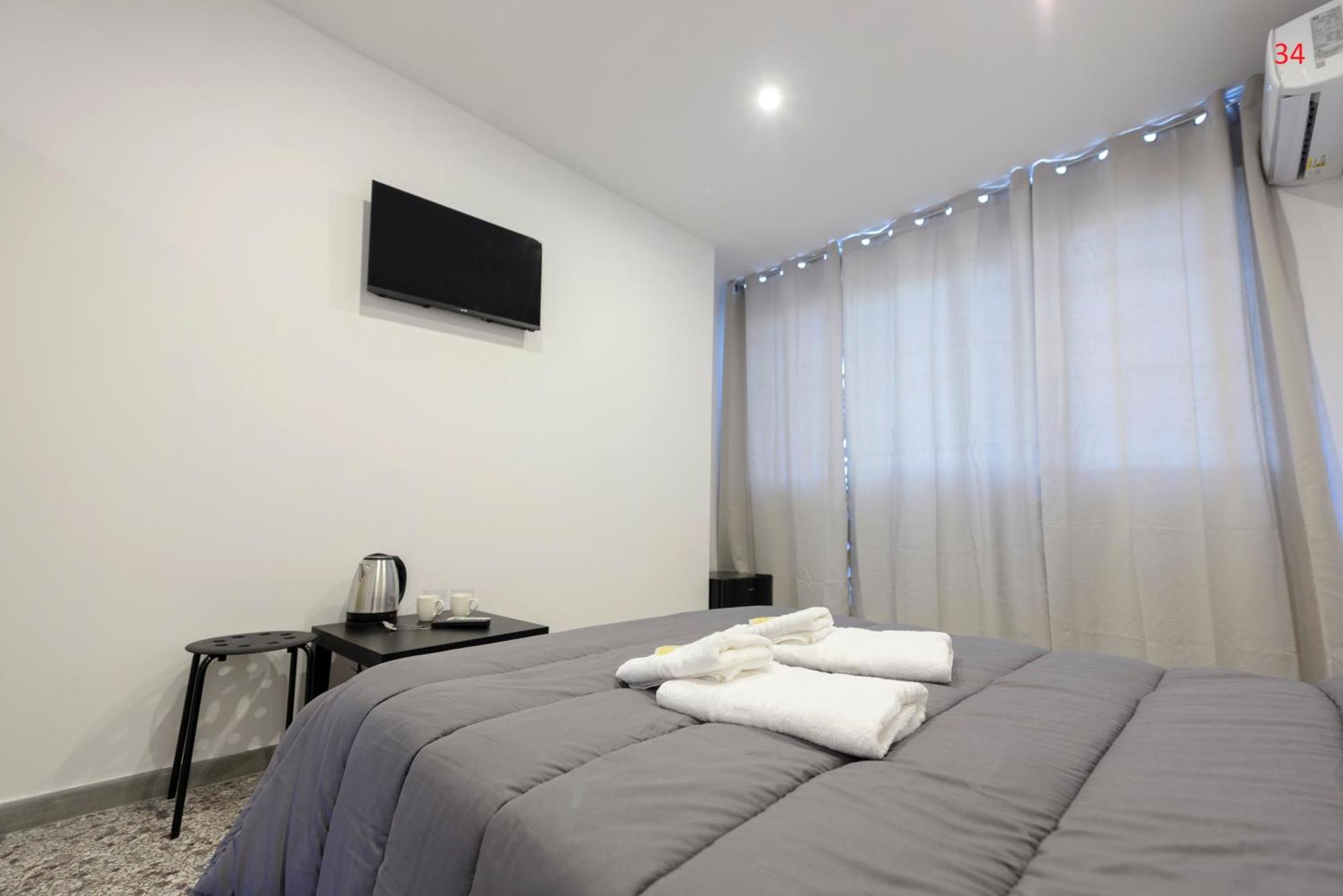 Liberal Gazi Apartment Athens Exterior photo