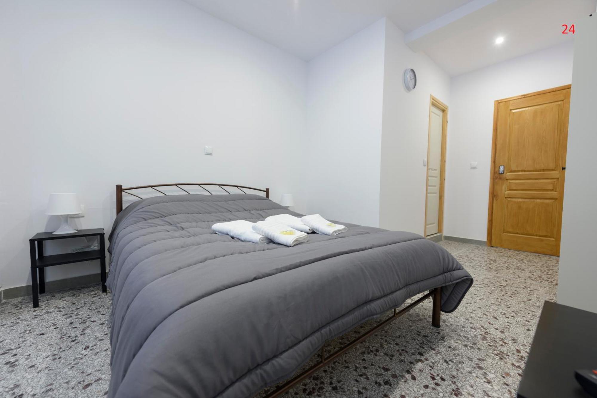 Liberal Gazi Apartment Athens Exterior photo