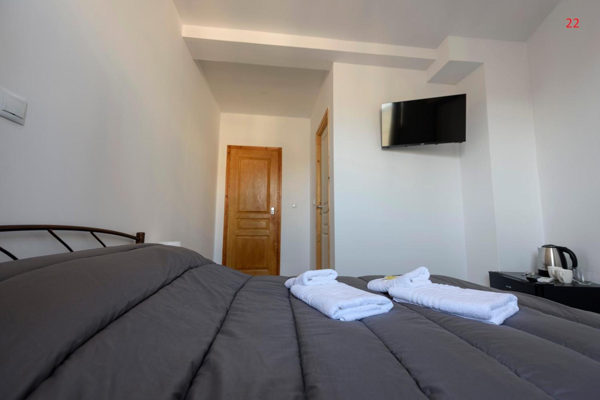 Liberal Gazi Apartment Athens Exterior photo