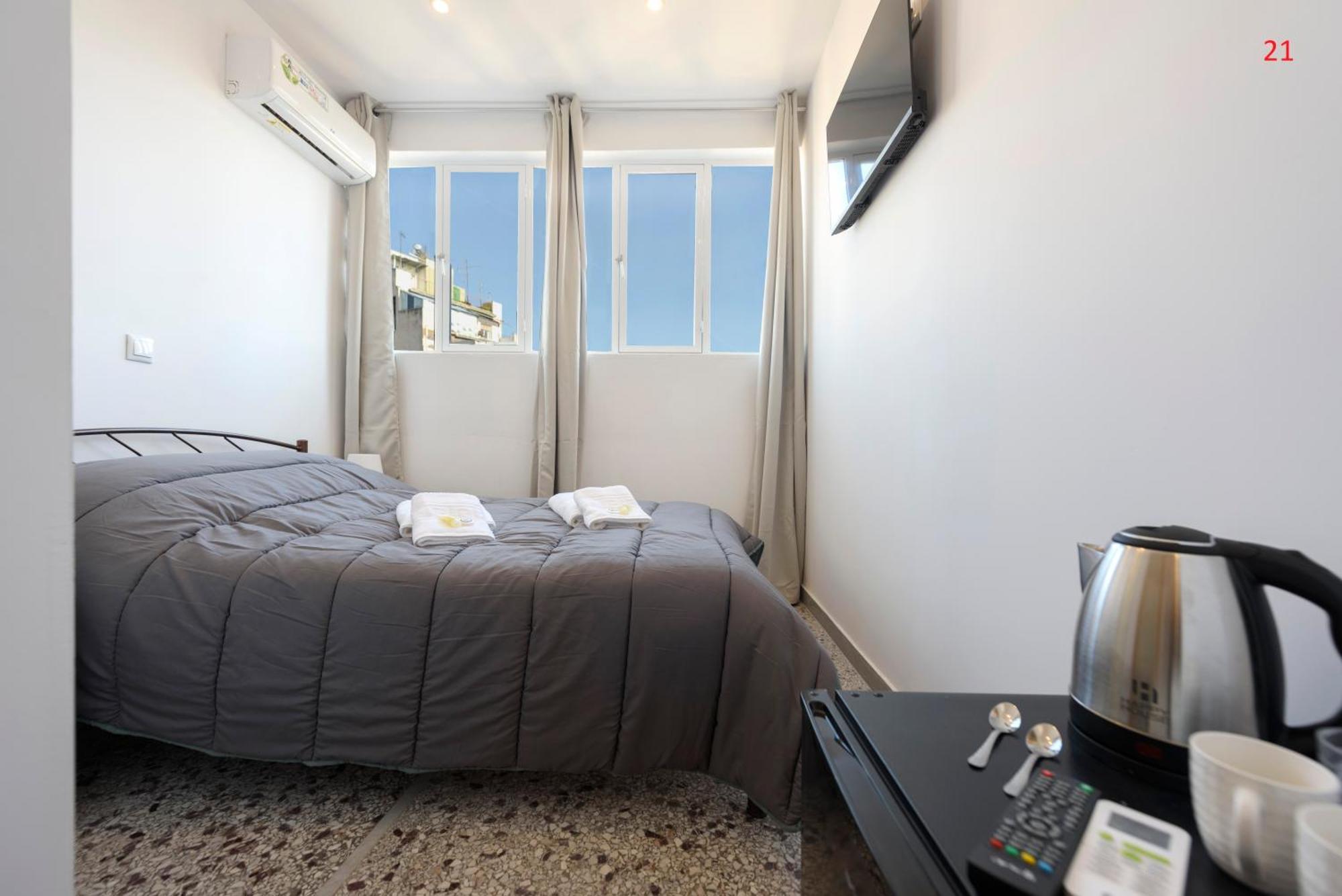 Liberal Gazi Apartment Athens Exterior photo